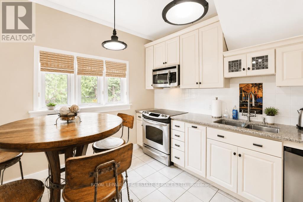 34 Rebecca Street Property Photo 15