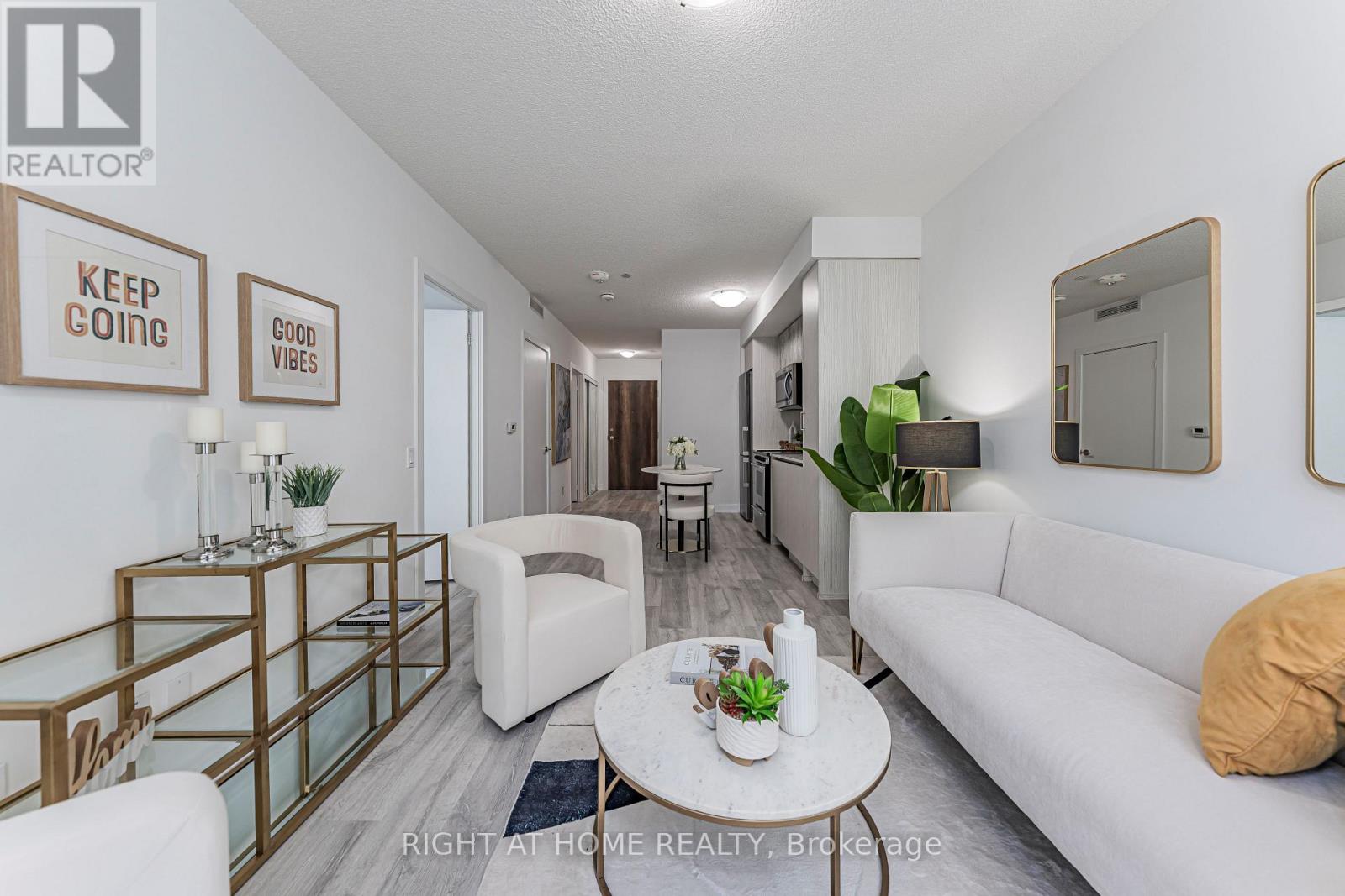 402 - 251 Manitoba Street Property Photo 8