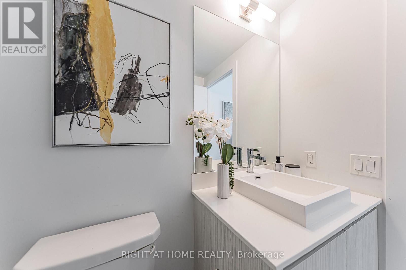 402 - 251 Manitoba Street Property Photo 15