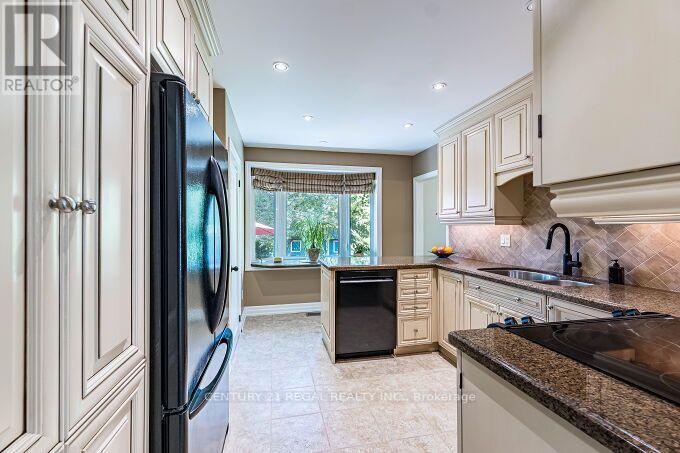 2 Alderbury Crescent Property Photo 13