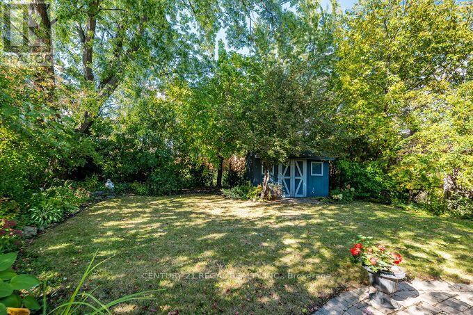 2 Alderbury Crescent Property Photo 42