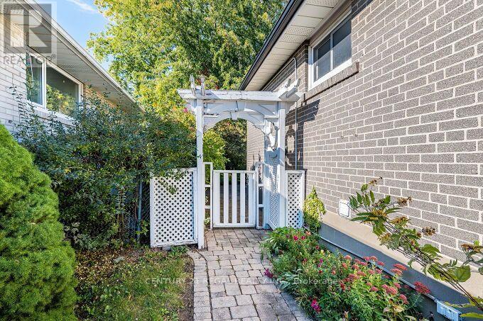 2 Alderbury Crescent Property Photo 43