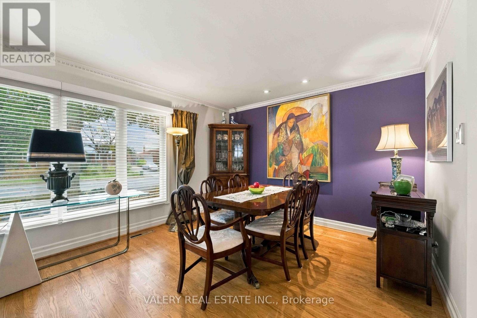 305 Renforth Drive Property Photo 7