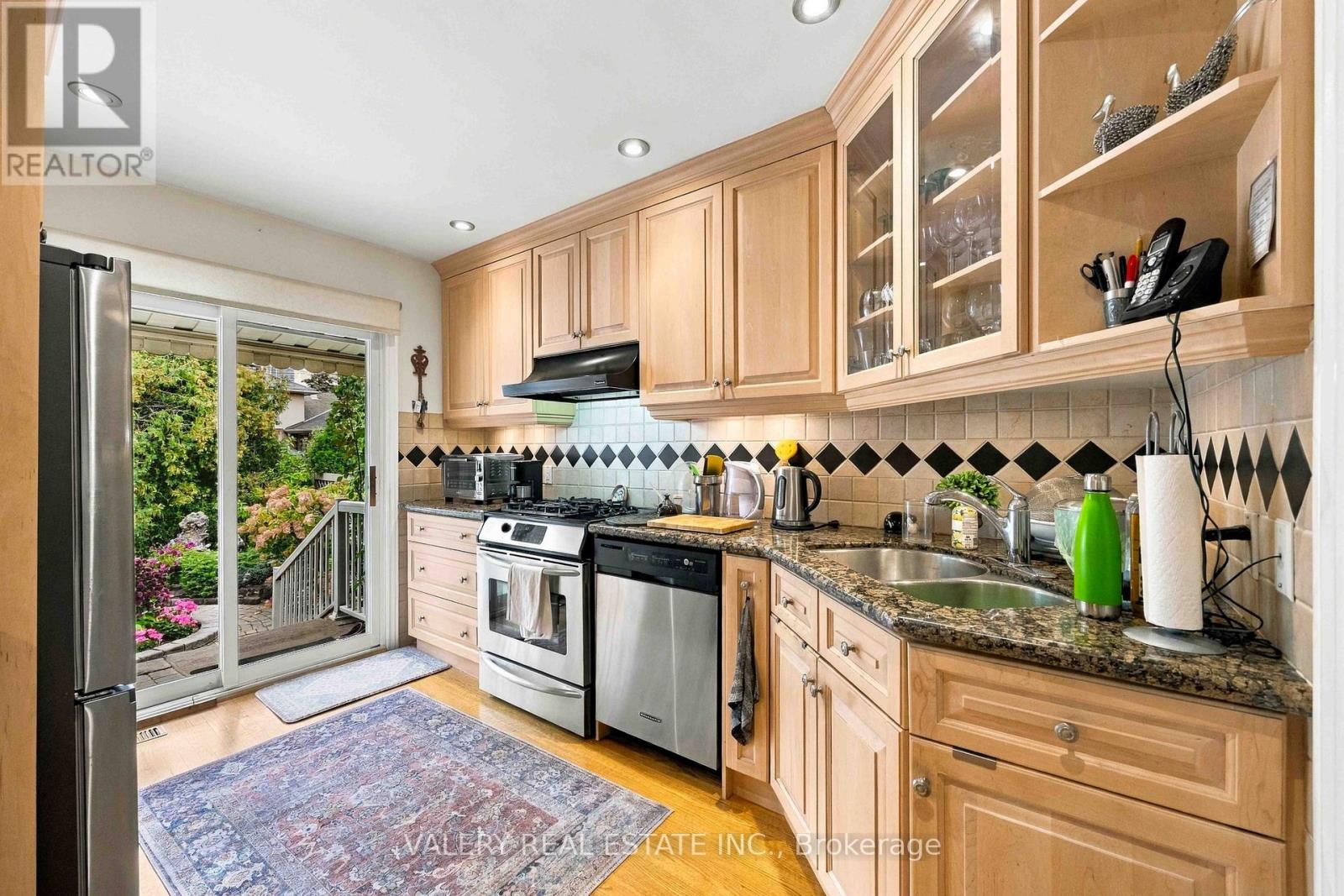 305 Renforth Drive Property Photo 12