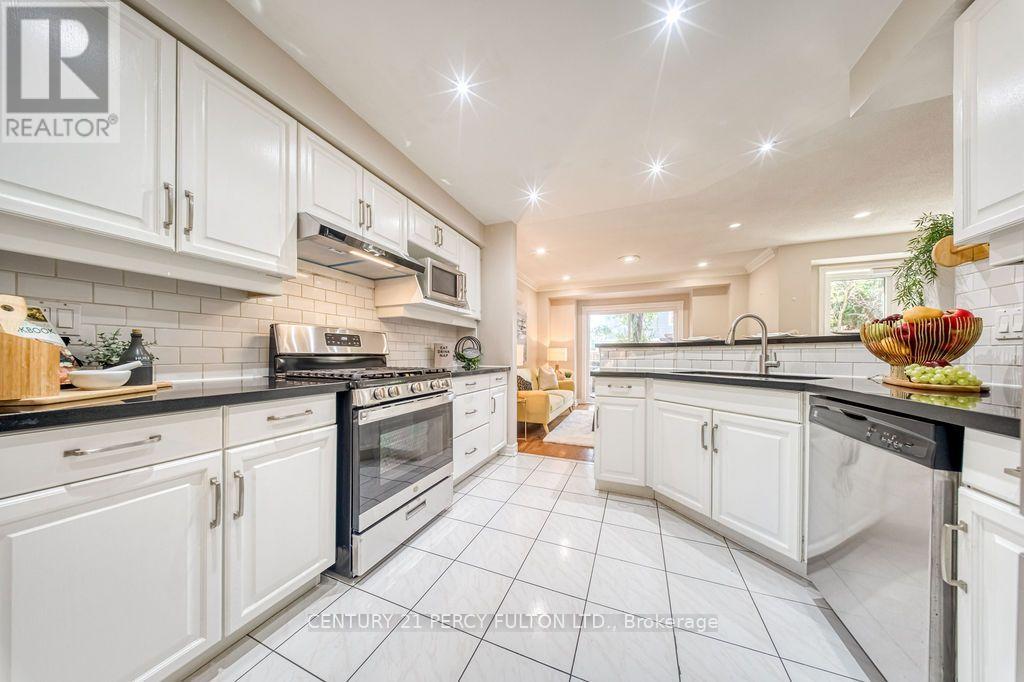 5522 Holbrook Road Property Photo 14