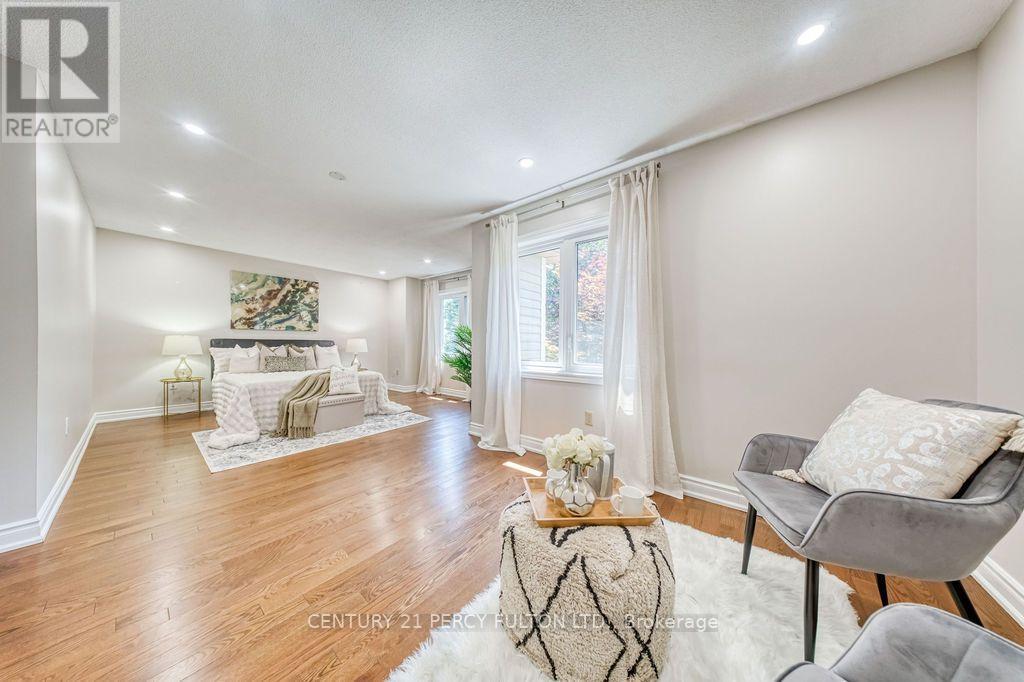 5522 Holbrook Road Property Photo 18