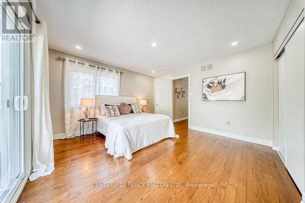 5522 Holbrook Road Property Photo 23