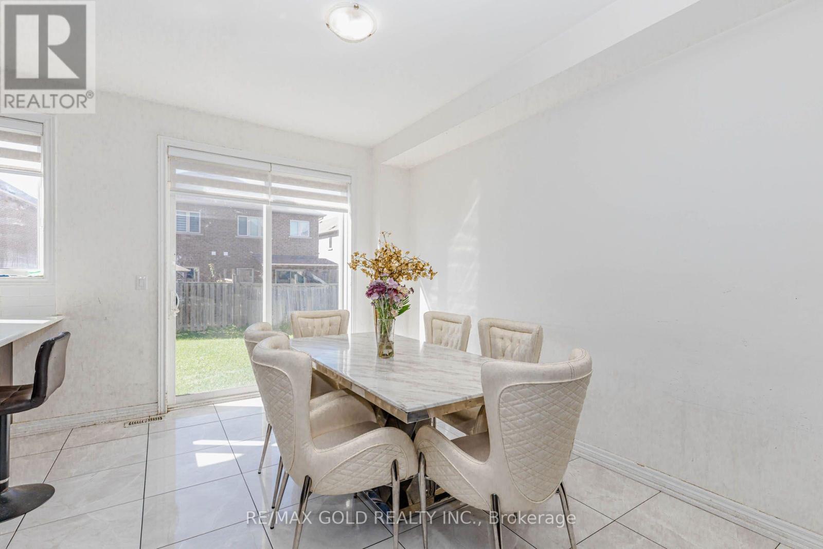 84 Palleschi Drive Property Photo 20