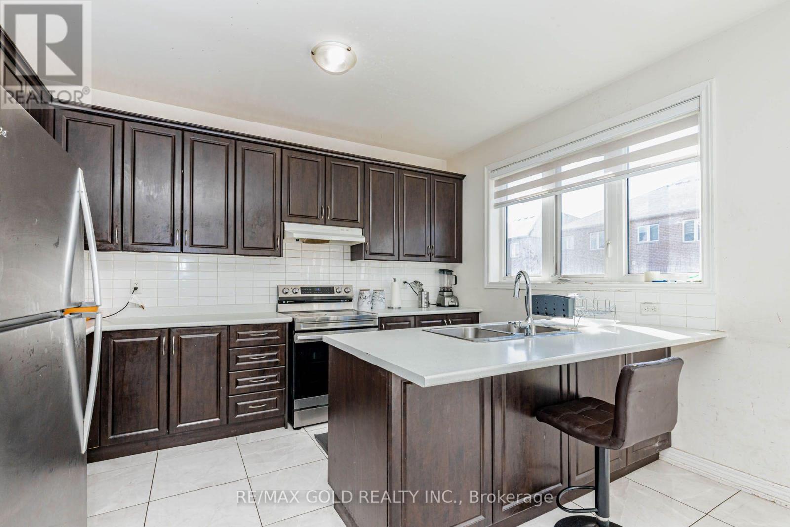 84 Palleschi Drive Property Photo 21