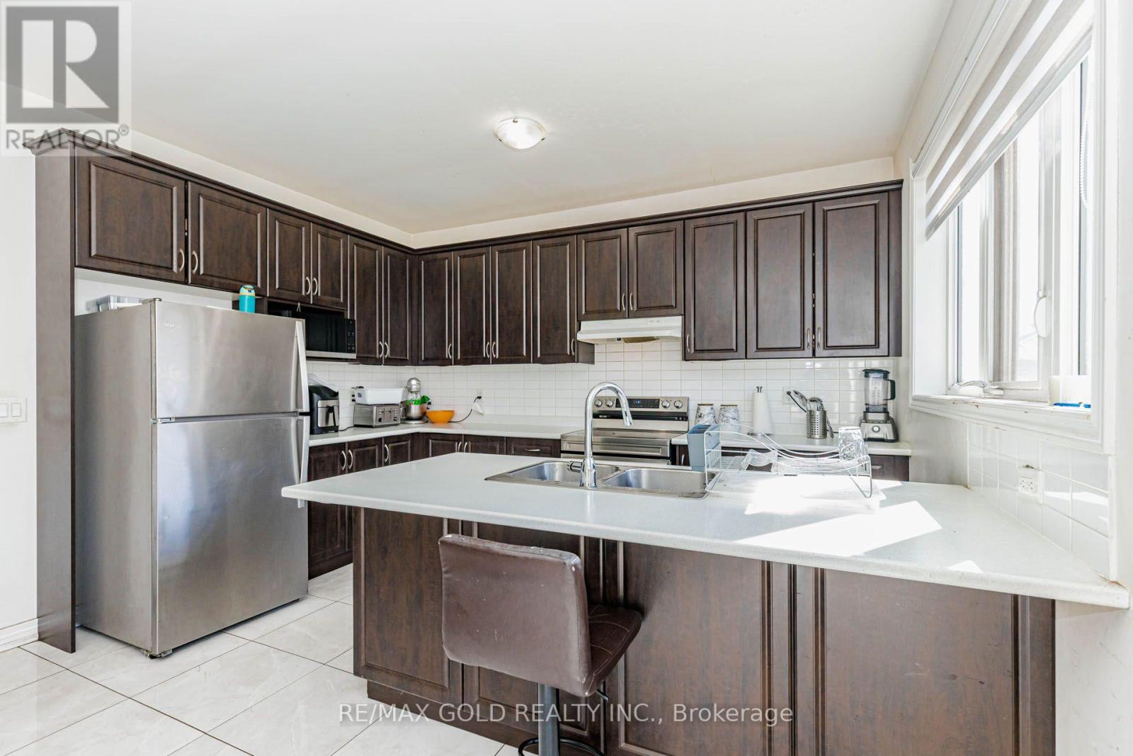 84 Palleschi Drive Property Photo 22