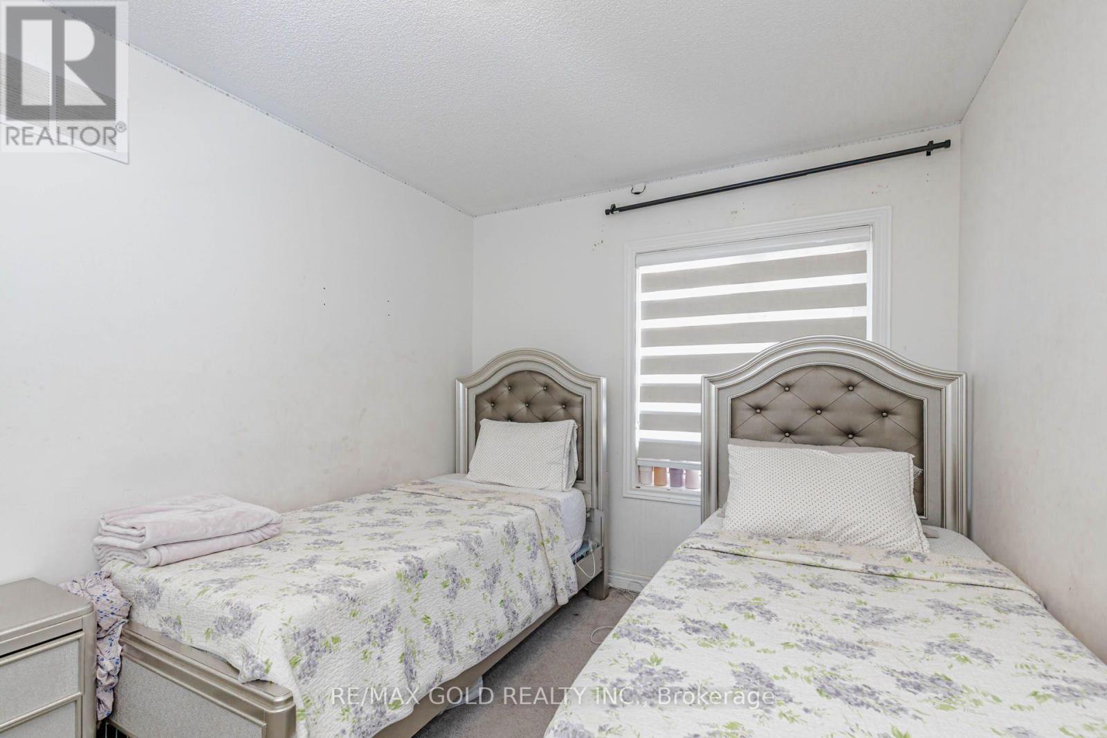 84 Palleschi Drive Property Photo 42