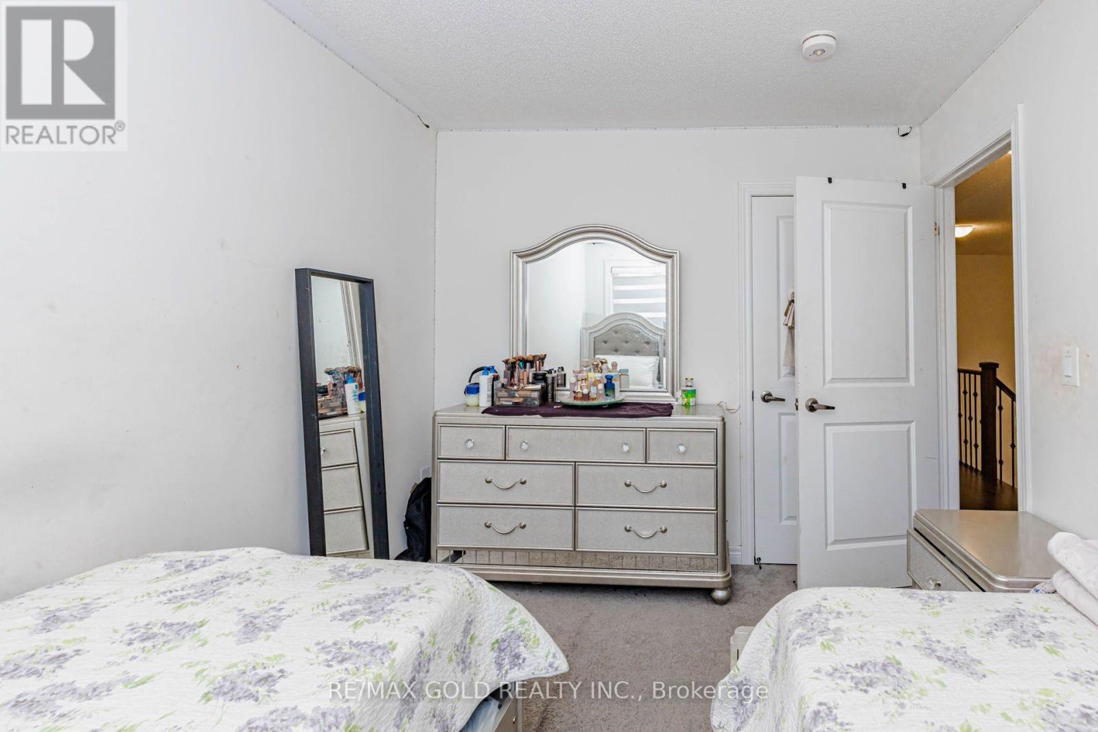 84 Palleschi Drive Property Photo 43