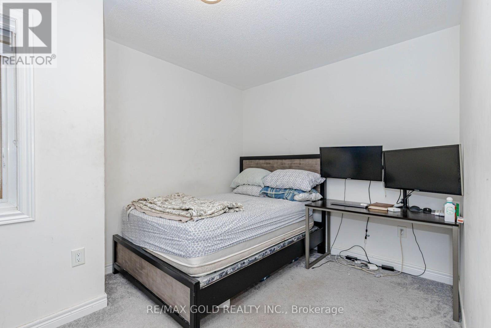 84 Palleschi Drive Property Photo 44