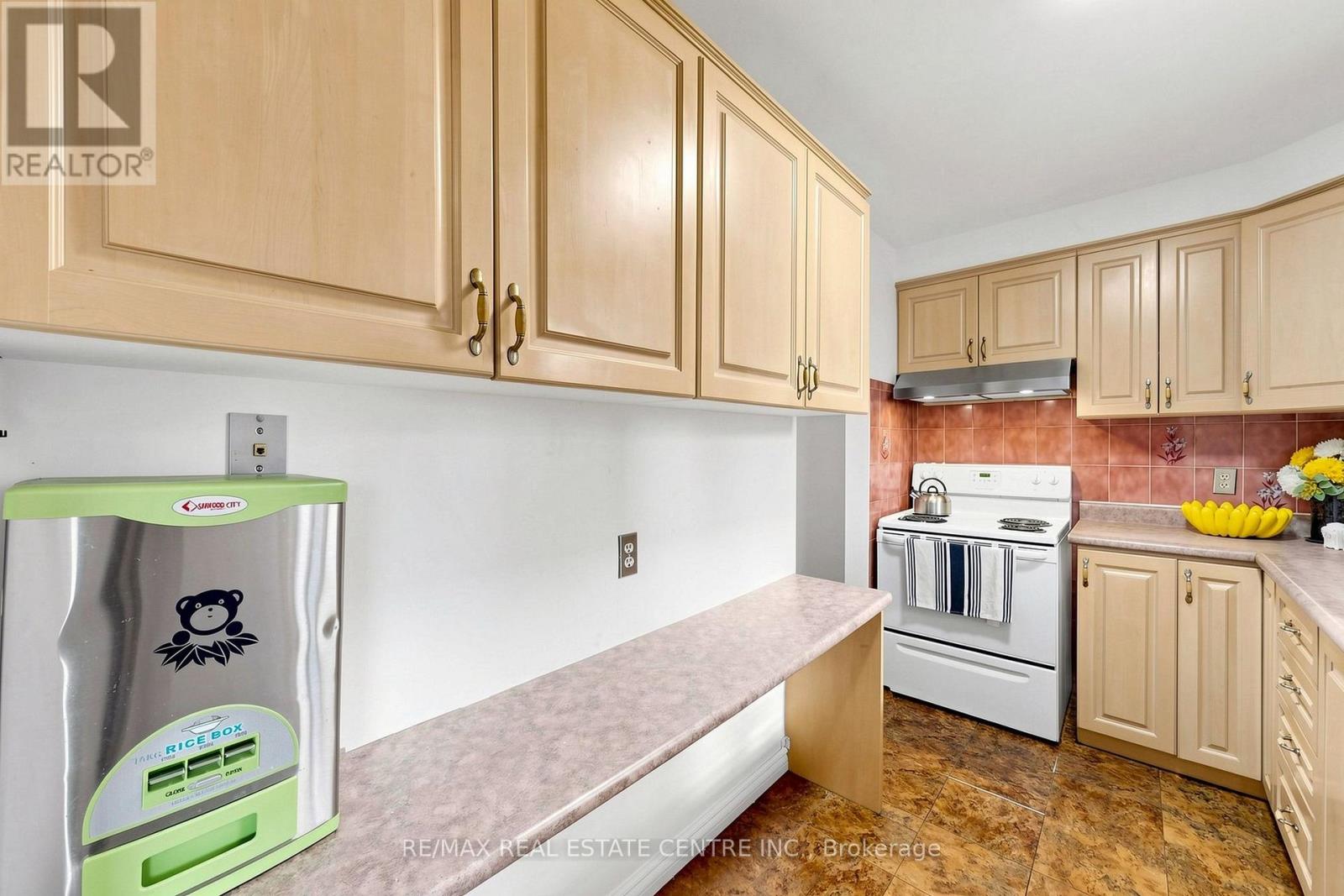 1 Hawkins Court Property Photo 10