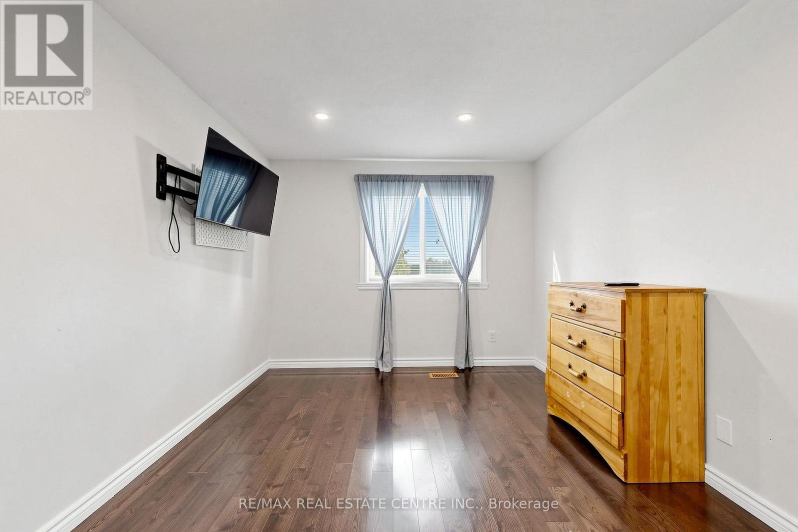 1 Hawkins Court Property Photo 22