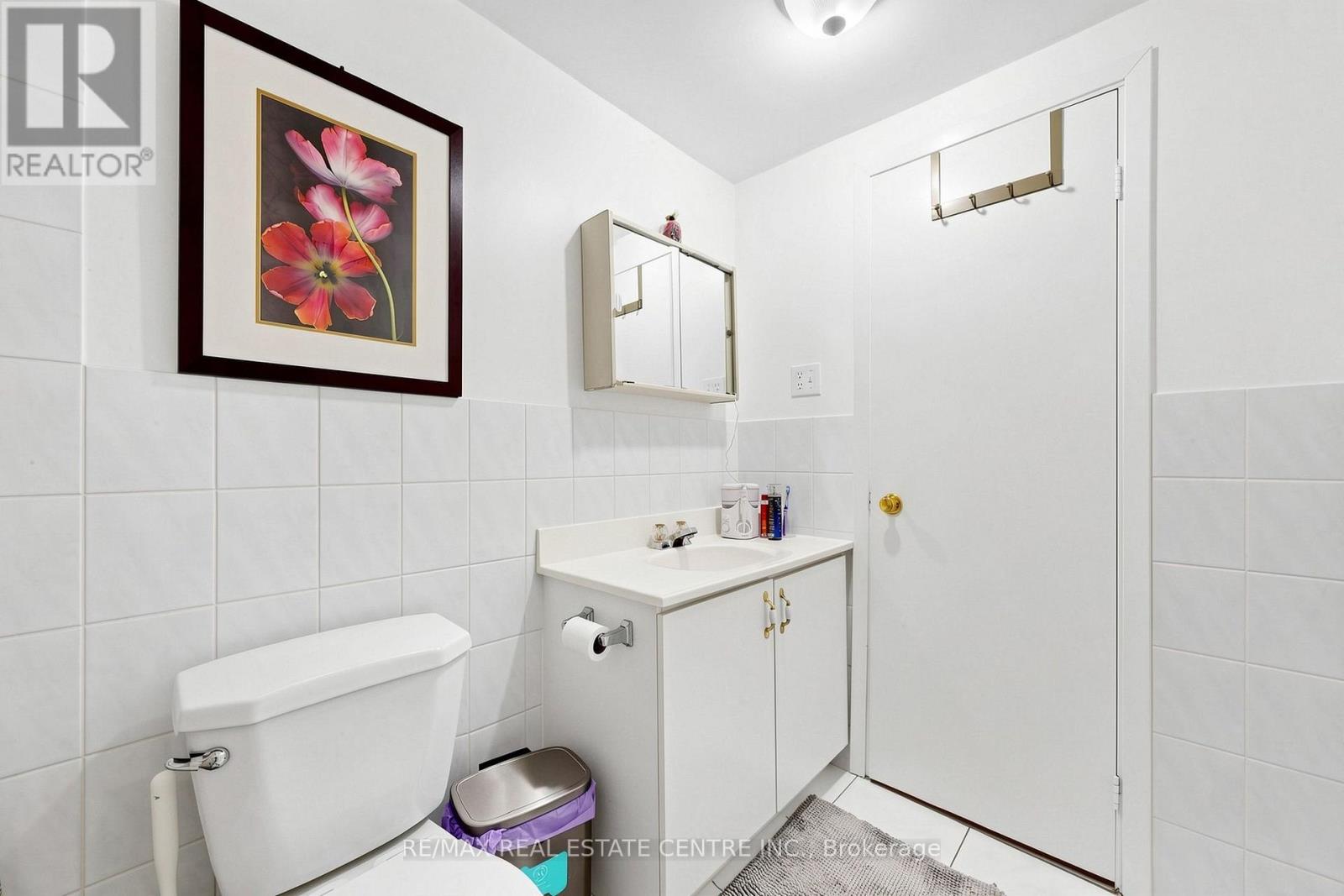 1 Hawkins Court Property Photo 33