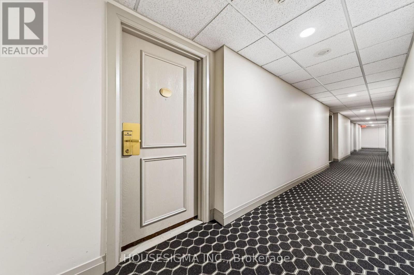 312 - 2737 Keele Street Property Photo 10