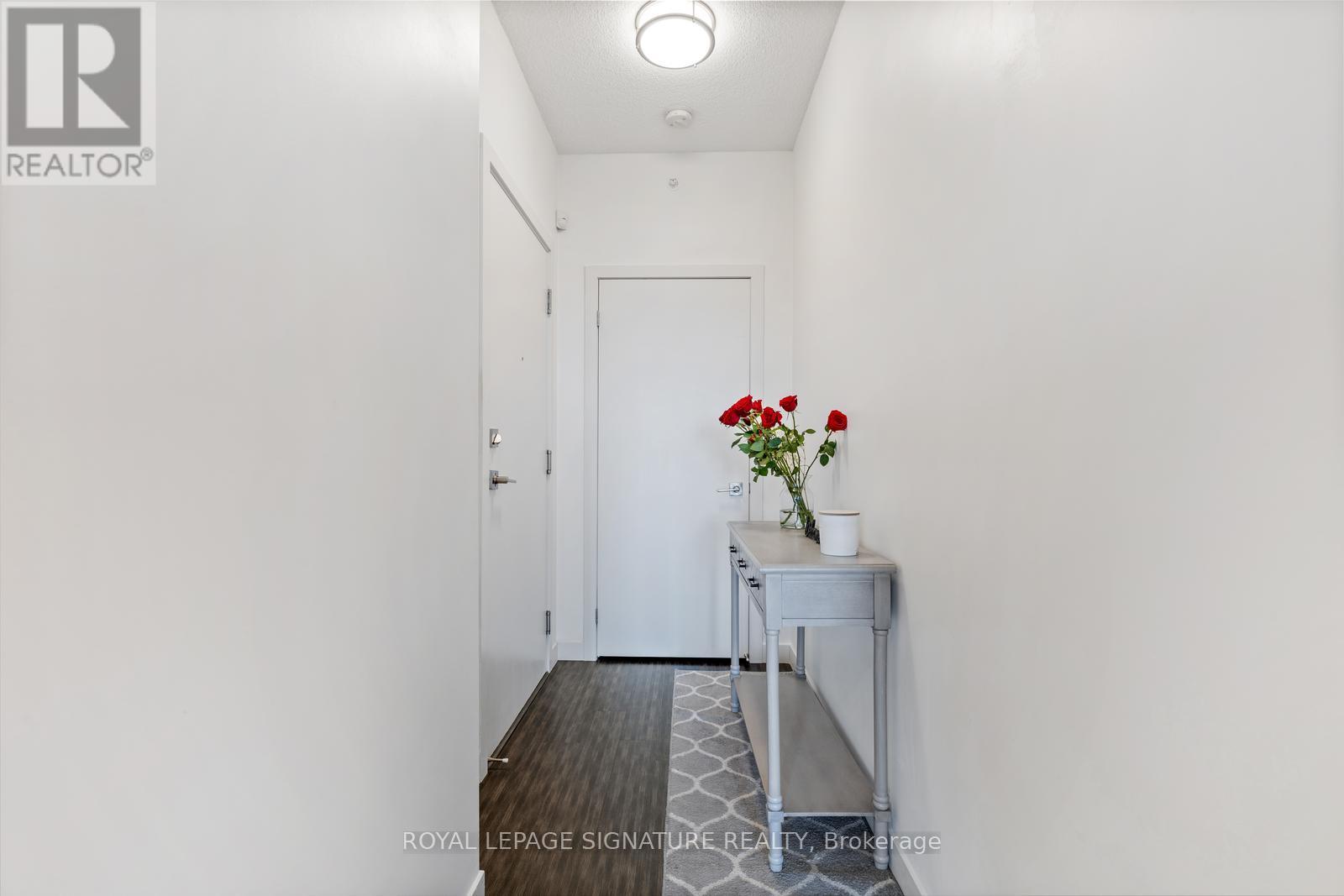 1606 - 2093 Fairview Street Property Photo 13