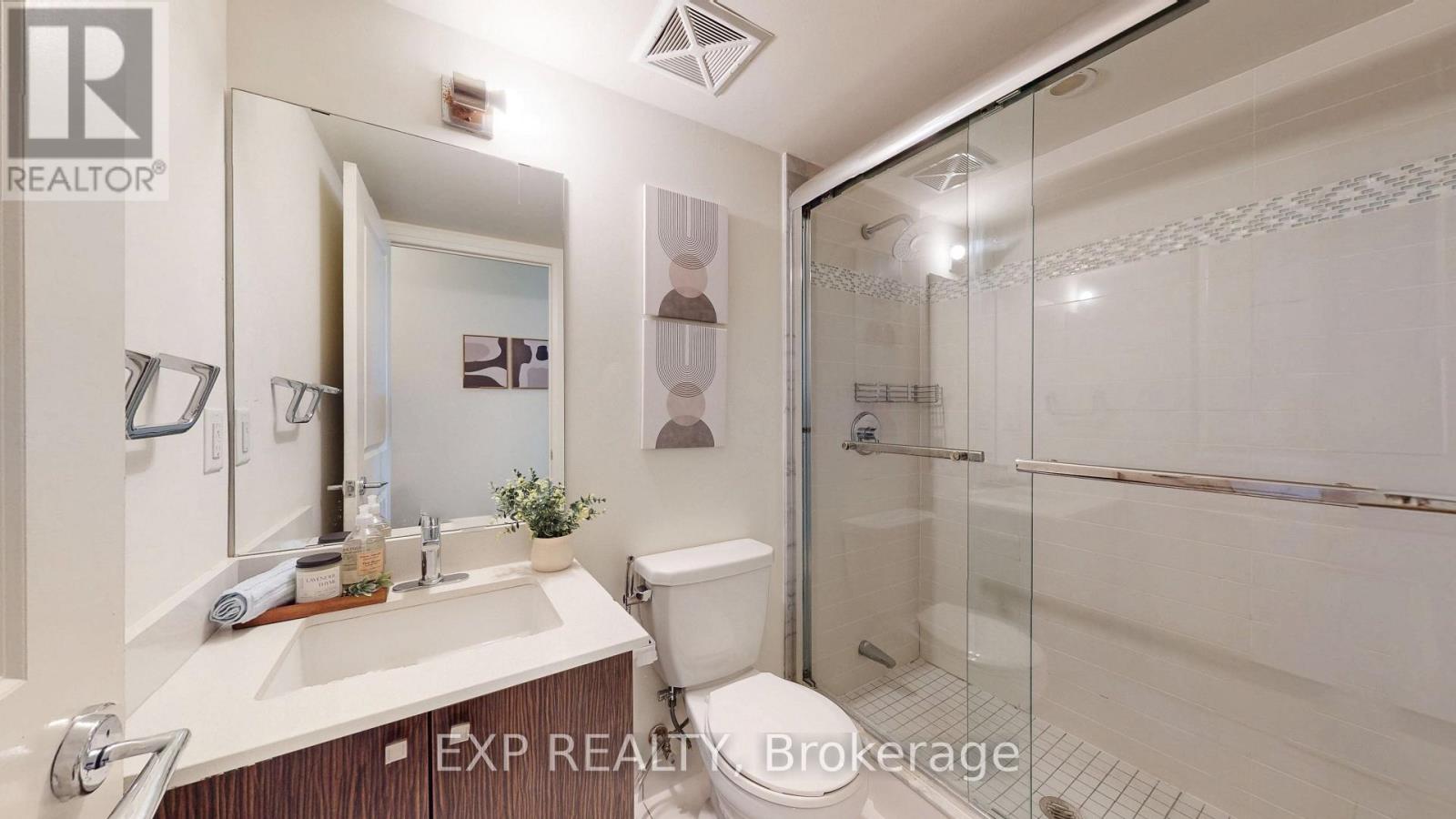 808 - 1185 The Queensway Way Property Photo 15