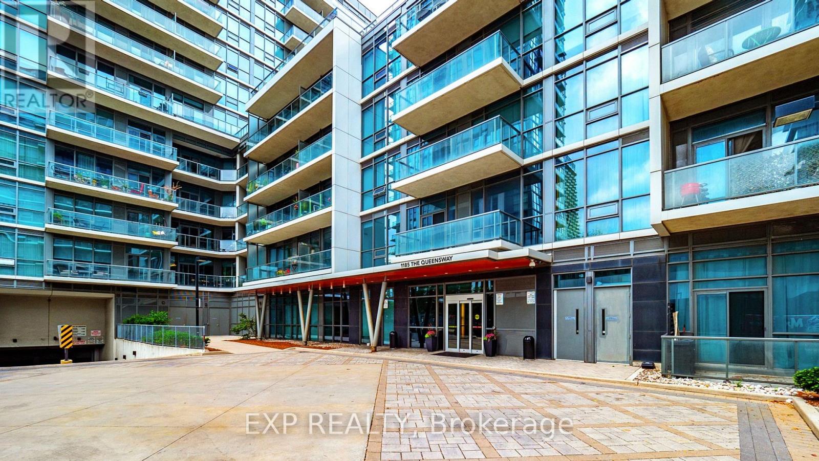 808 - 1185 The Queensway Way Property Photo 34