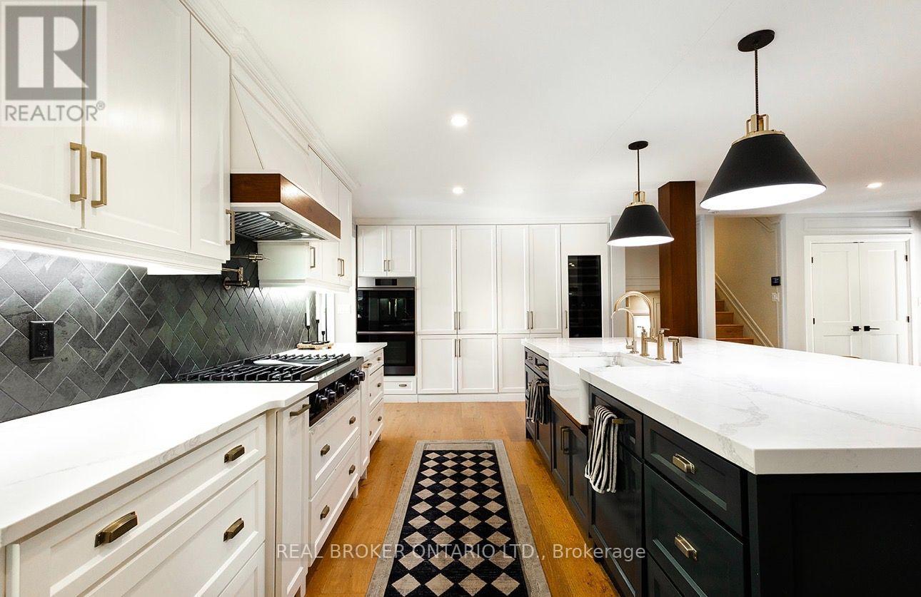 11843 Sixth Line Property Photo 12