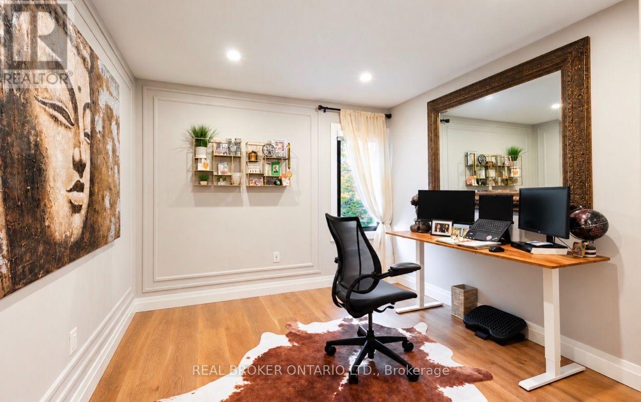 11843 Sixth Line Property Photo 13