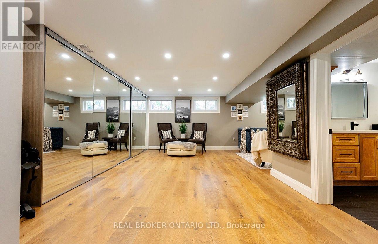 11843 Sixth Line Property Photo 36