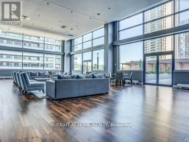 3509 - 2212 Lake Shore Boulevard W Property Photo 28