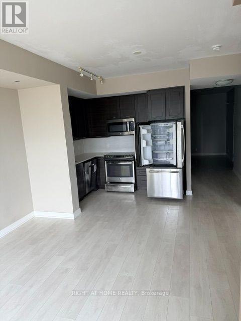 3509 - 2212 Lake Shore Boulevard W Property Photo 35