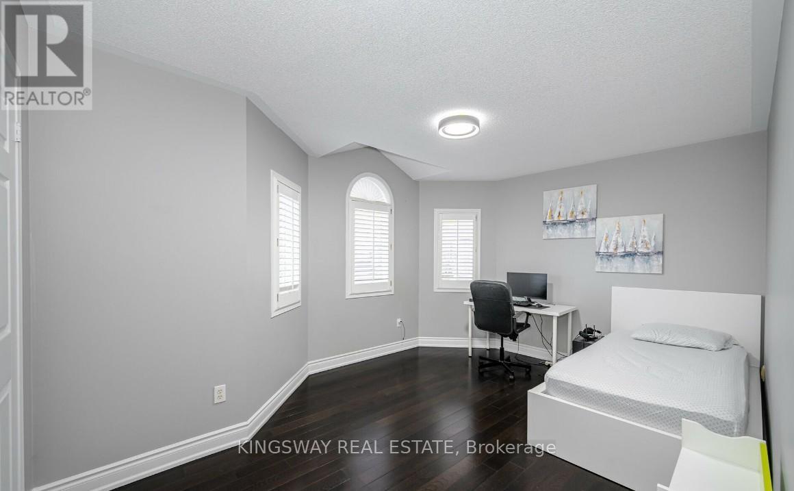 5103 Silverwater Mill Crescent Property Photo 9