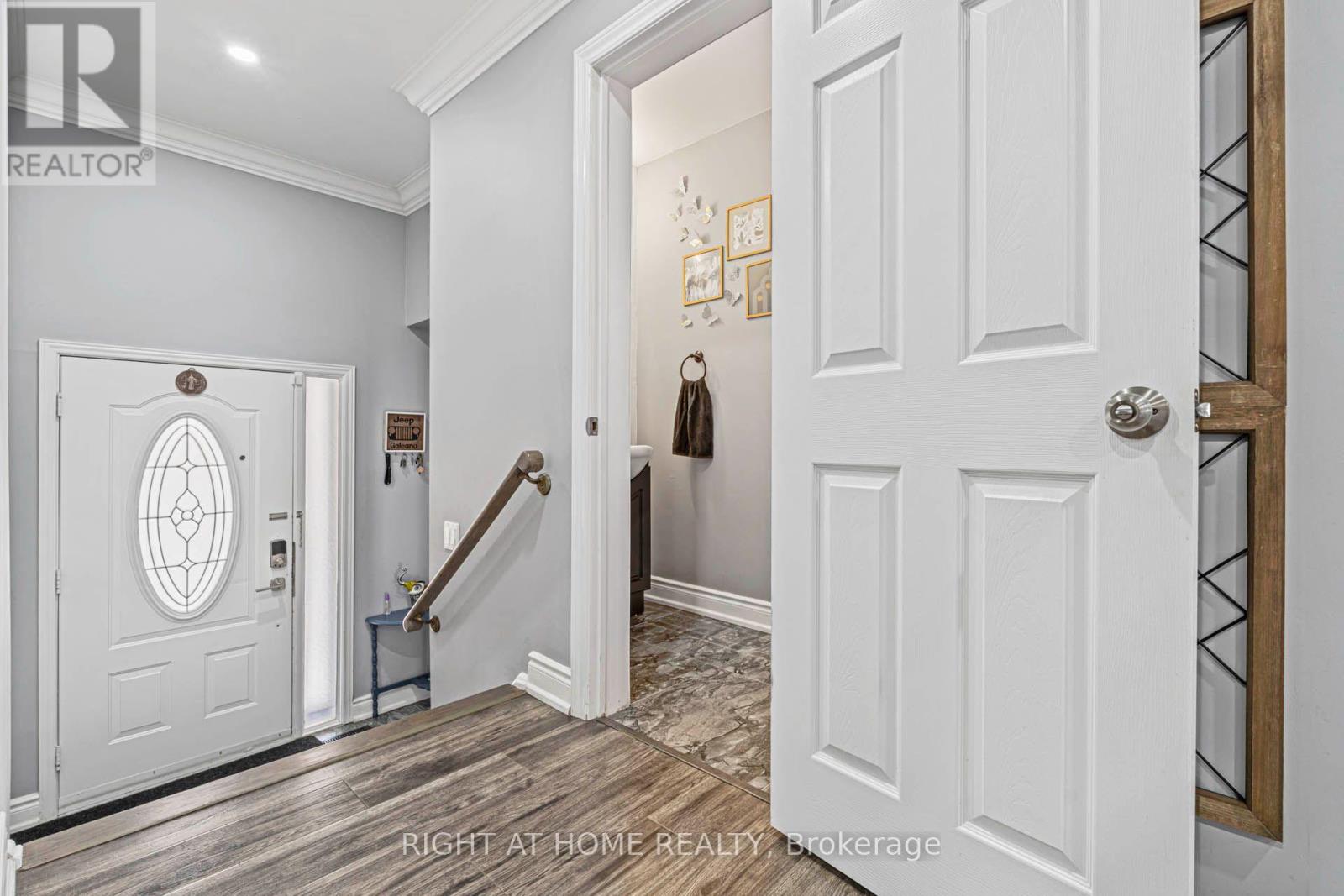 36 Burton Road W Property Photo 10