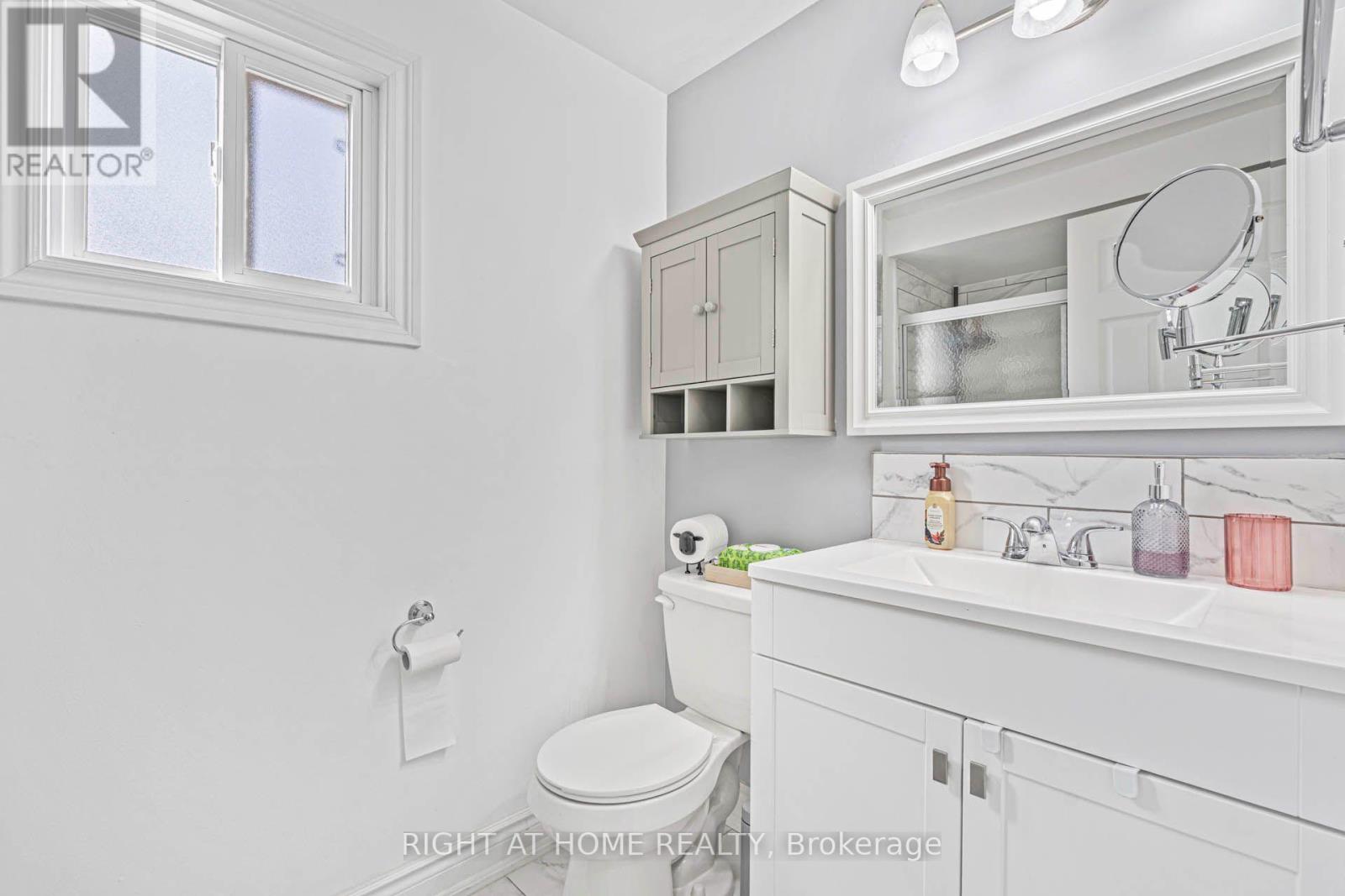 36 Burton Road W Property Photo 35