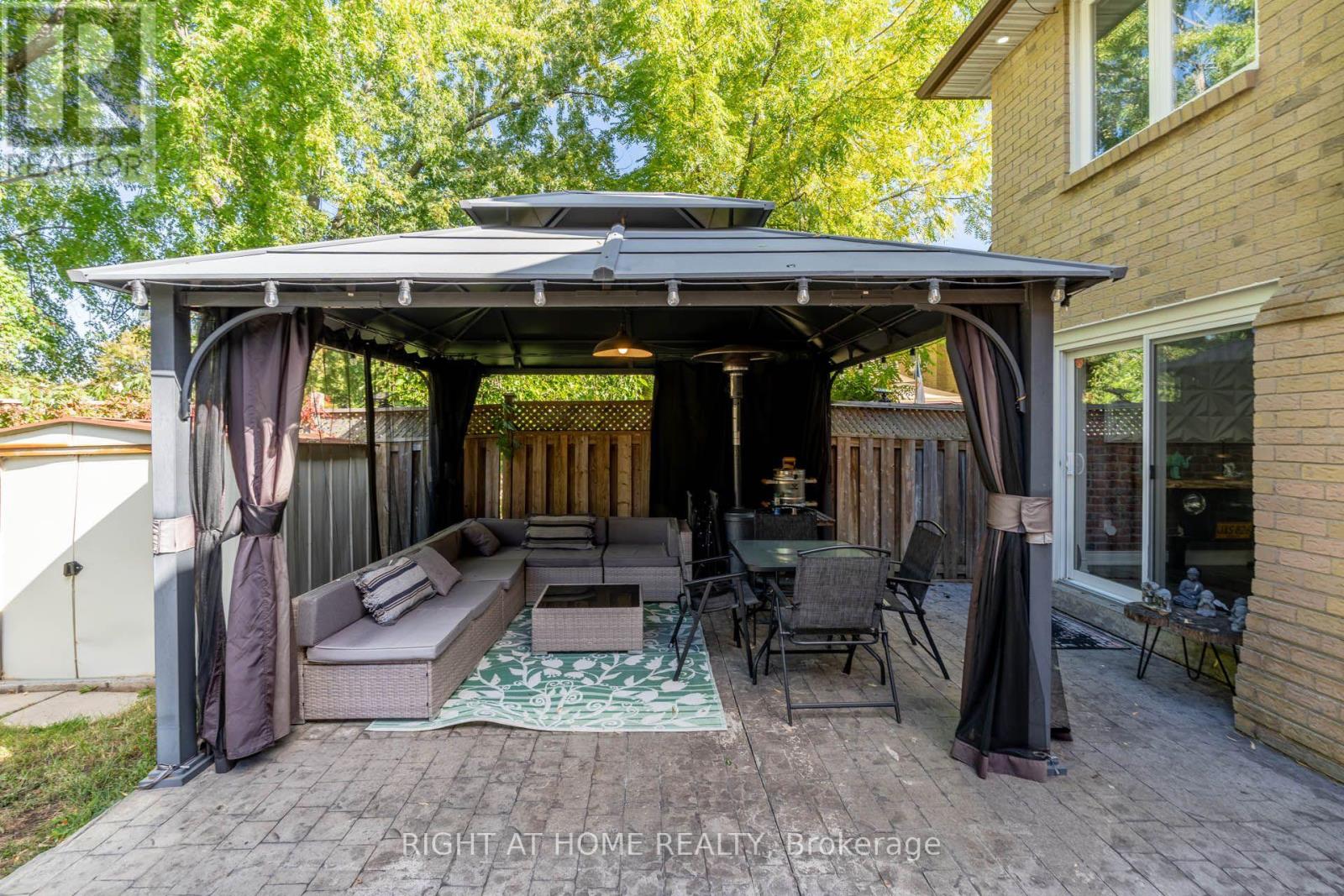 36 Burton Road W Property Photo 46