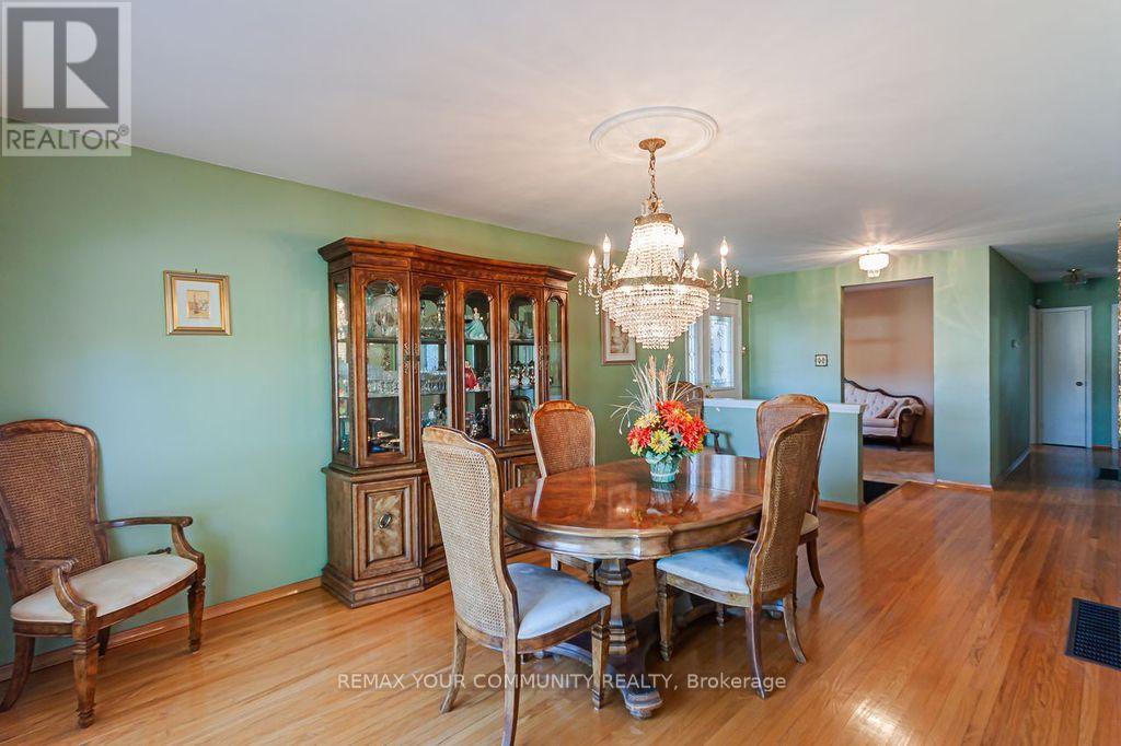 15 Valencia Crescent Property Photo 5