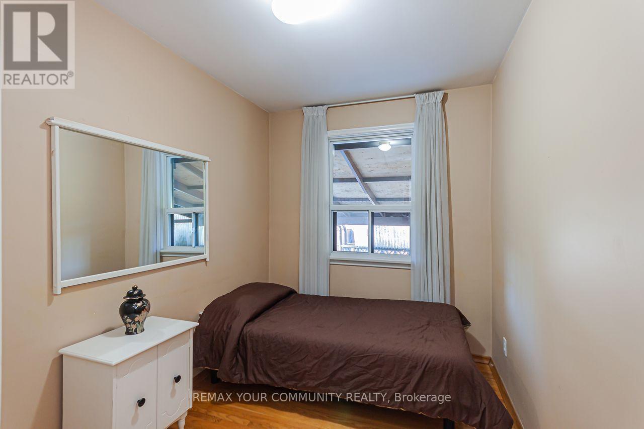 15 Valencia Crescent Property Photo 14