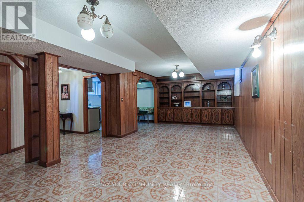 15 Valencia Crescent Property Photo 23