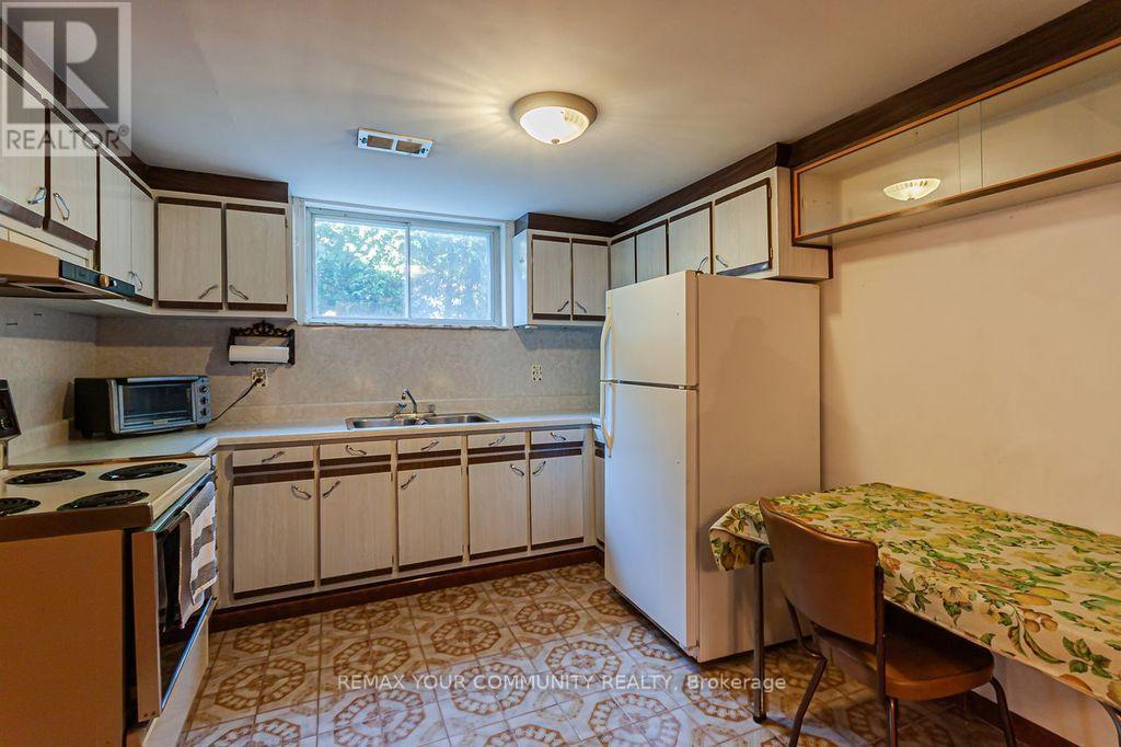 15 Valencia Crescent Property Photo 25