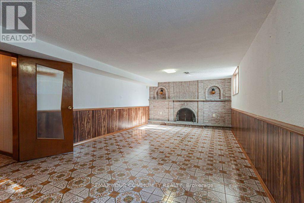 15 Valencia Crescent Property Photo 27
