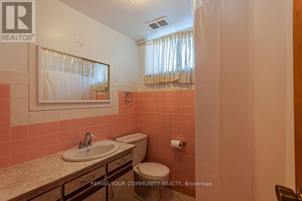 15 Valencia Crescent Property Photo 29
