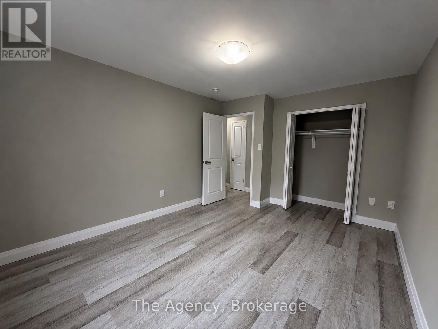 302 - 45 Paisley Boulevard W Property Photo 13