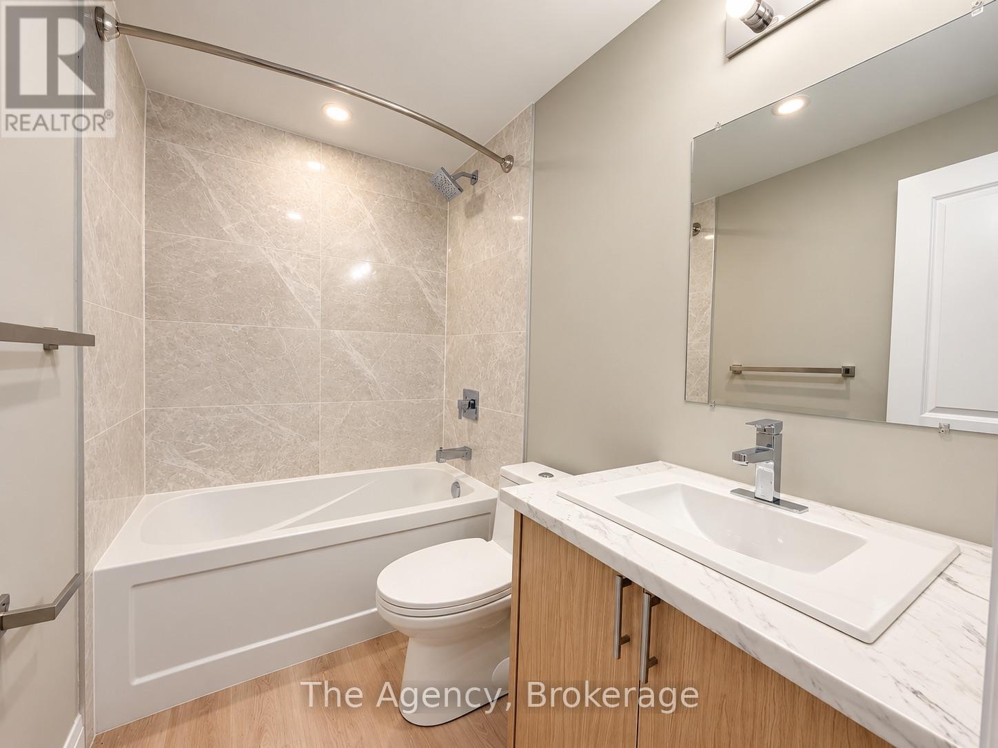 305 - 45 Paisley Boulevard W Property Photo 10