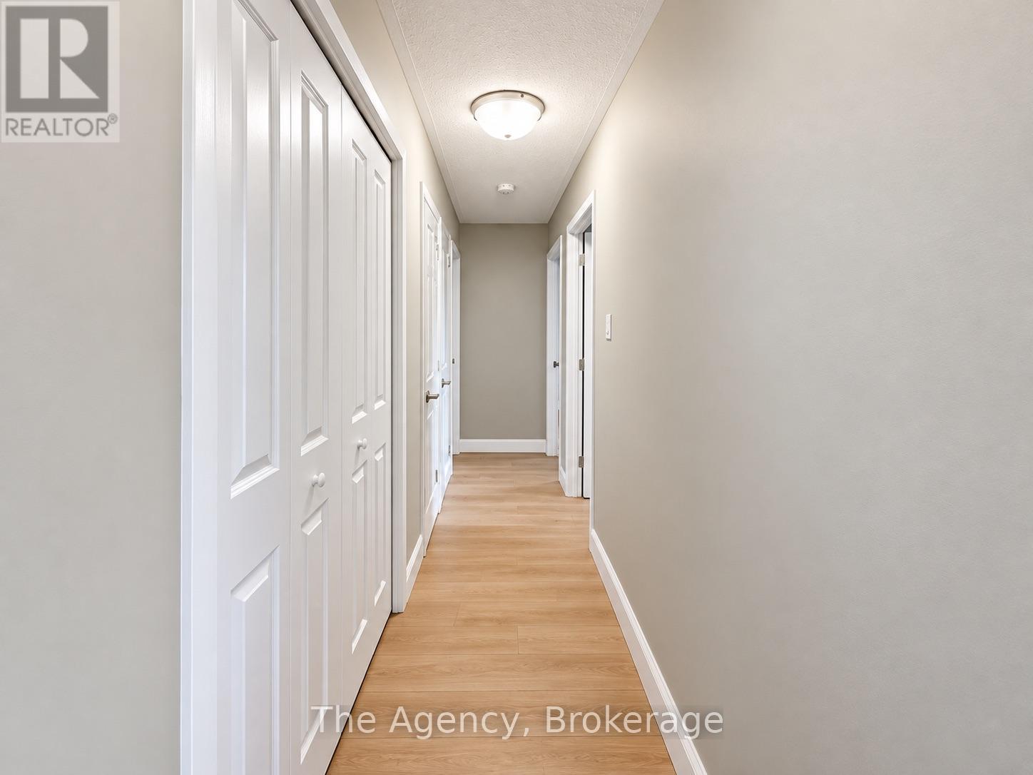 309 - 45 Paisley Boulevard W Property Photo 9