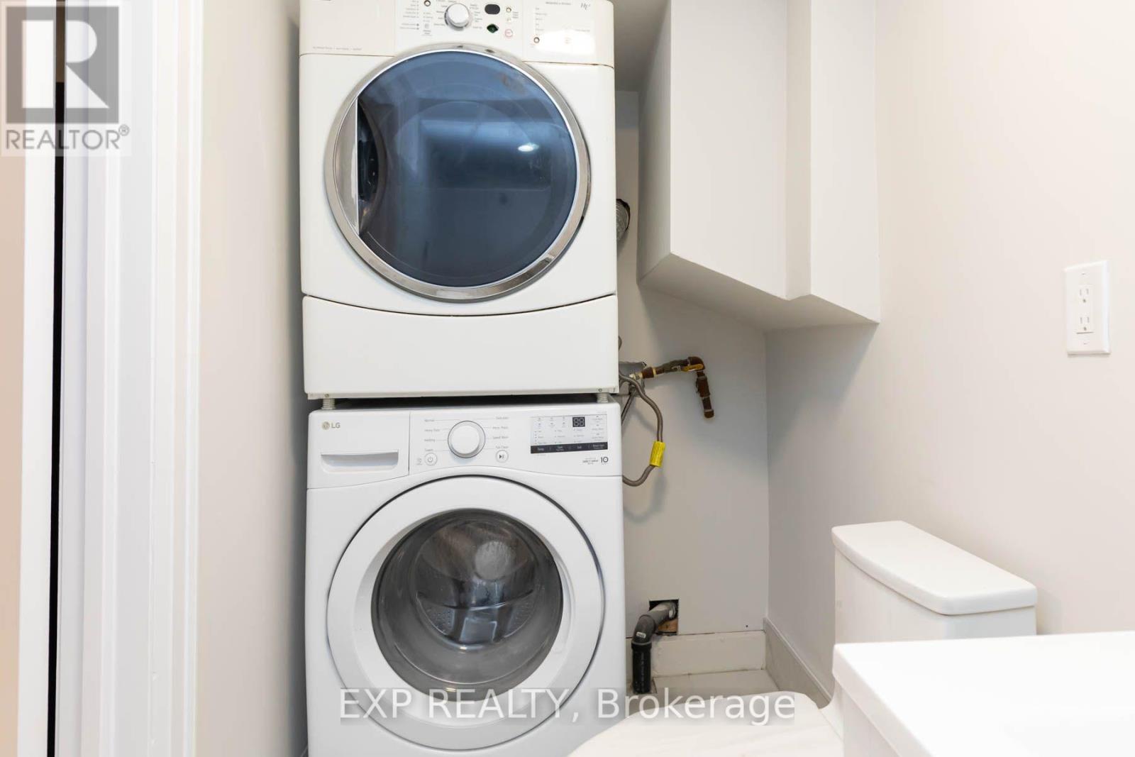Unit B - 84 Laurel Avenue Property Photo 11