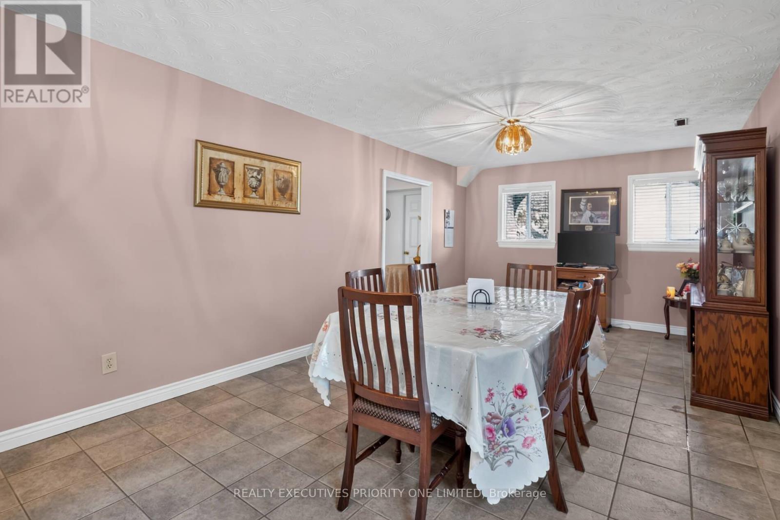 355 Glen Park Avenue Property Photo 21