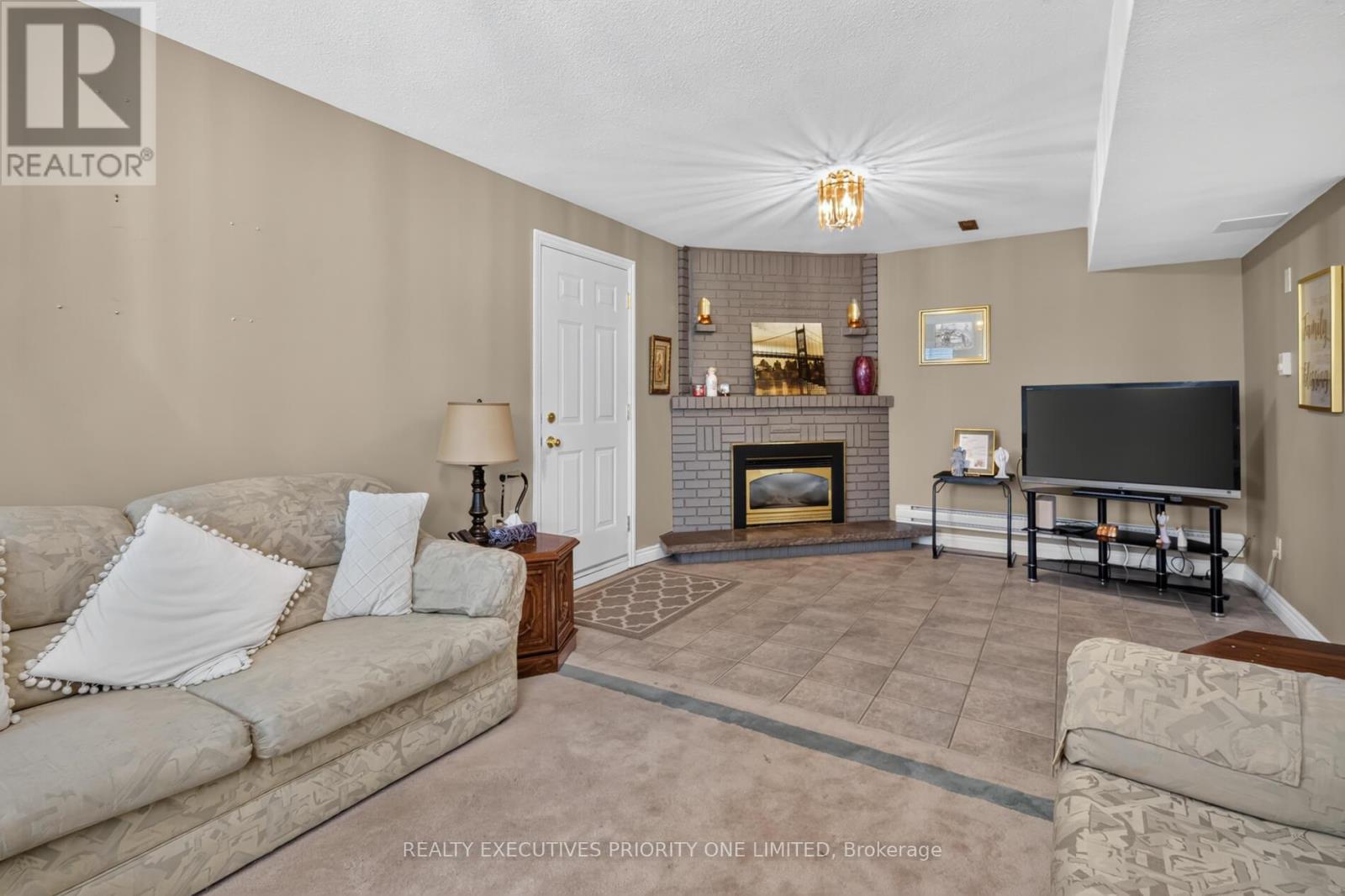 355 Glen Park Avenue Property Photo 24