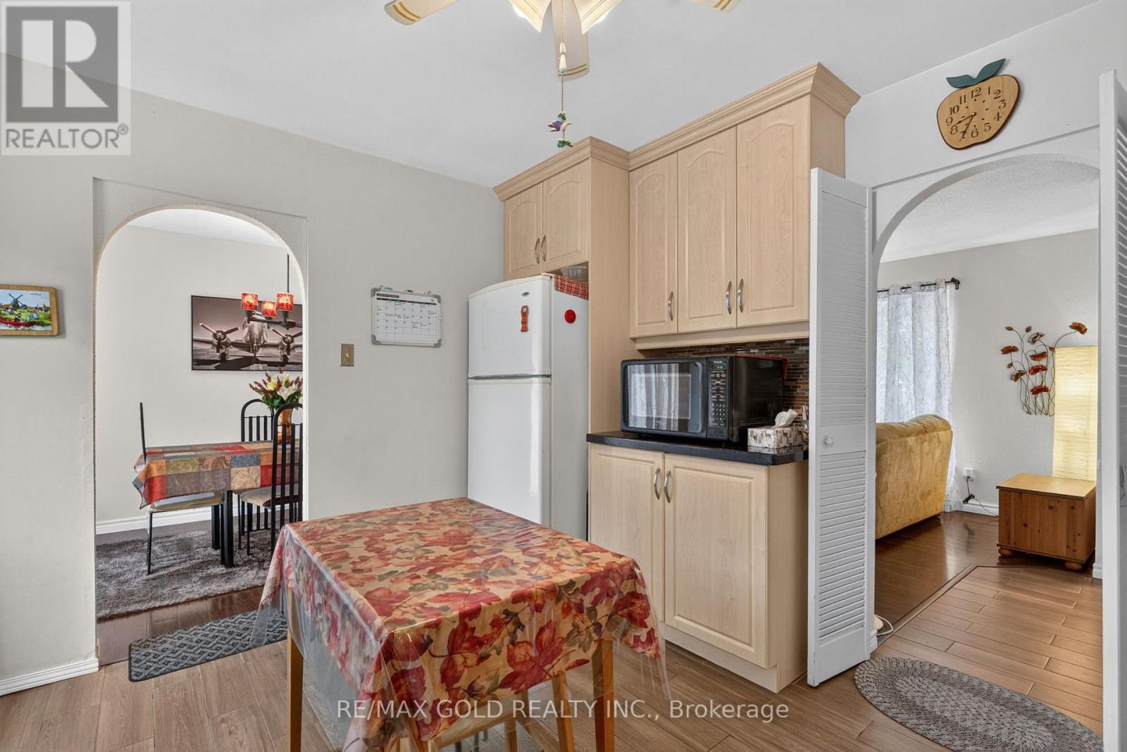 129 Folkstone Crescent Property Photo 19