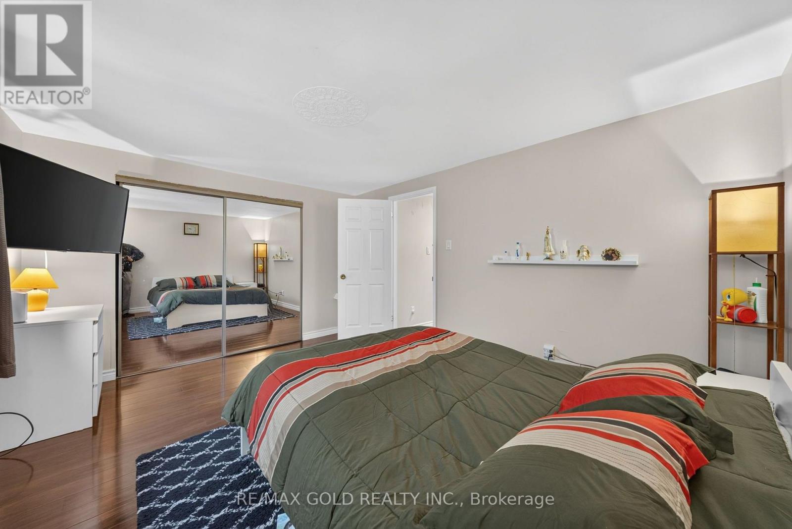 129 Folkstone Crescent Property Photo 27