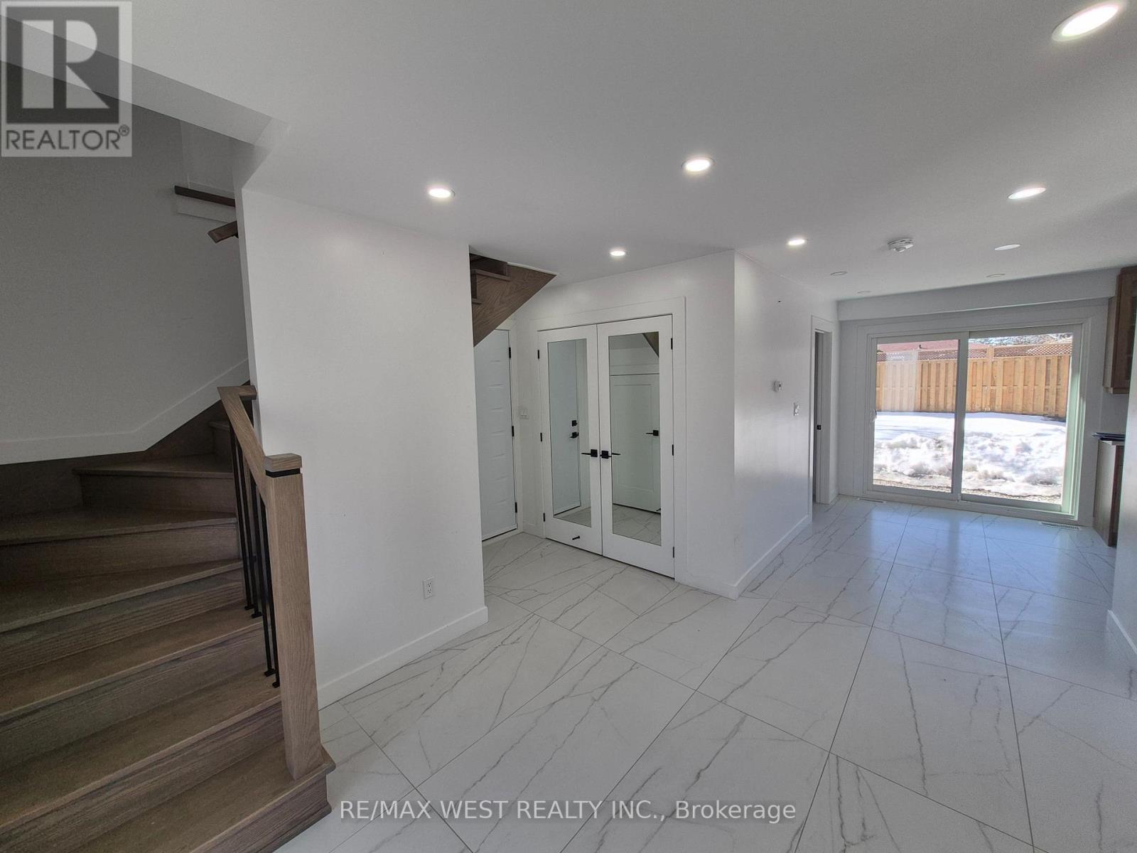 101 Seaborn Road Property Photo 10