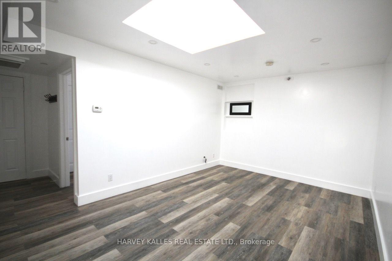 4 - 58 Rosemount Avenue Property Photo 3