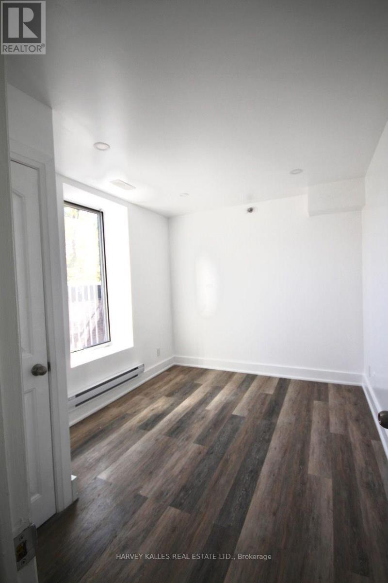4 - 58 Rosemount Avenue Property Photo 12